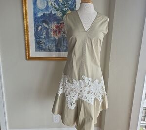 💙Derek Lam Cream/Tan Dress
